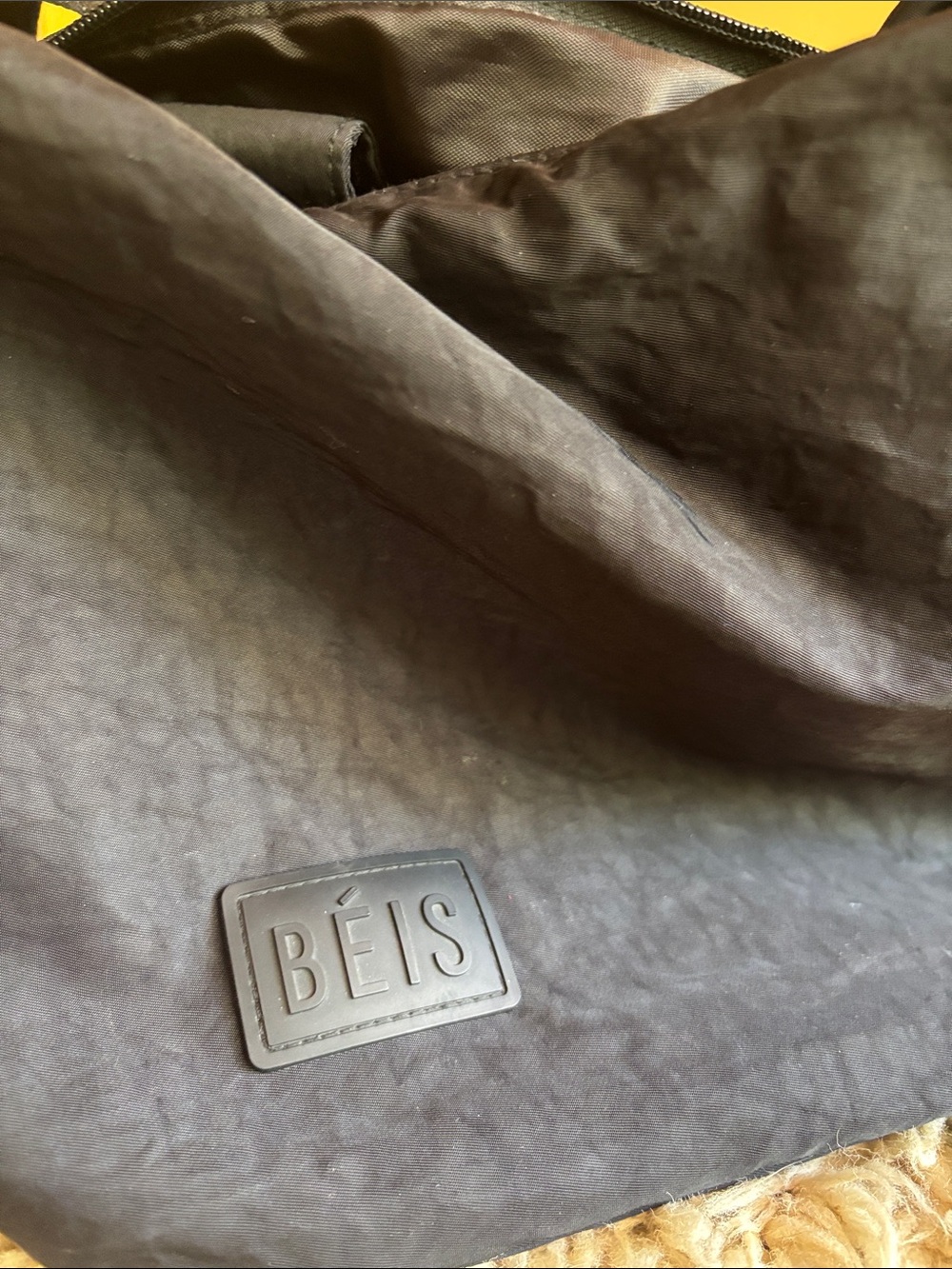 Beis crescent bag - Picture 2 of 8